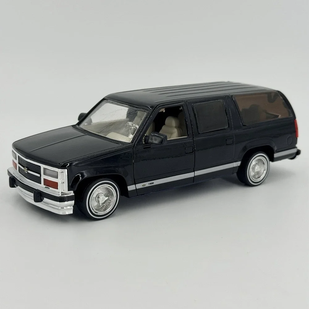 ULTRA RARE Sunnyside 1:24 Scale Black 1993 Chevy Suburban Lowrider 4/6 Drop Kit